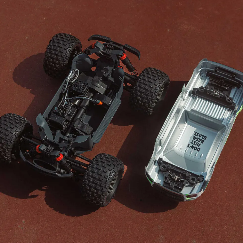Arrma Granite MEGA 665 4X4 Brushed Monster Truck 1:10 RTR Orange