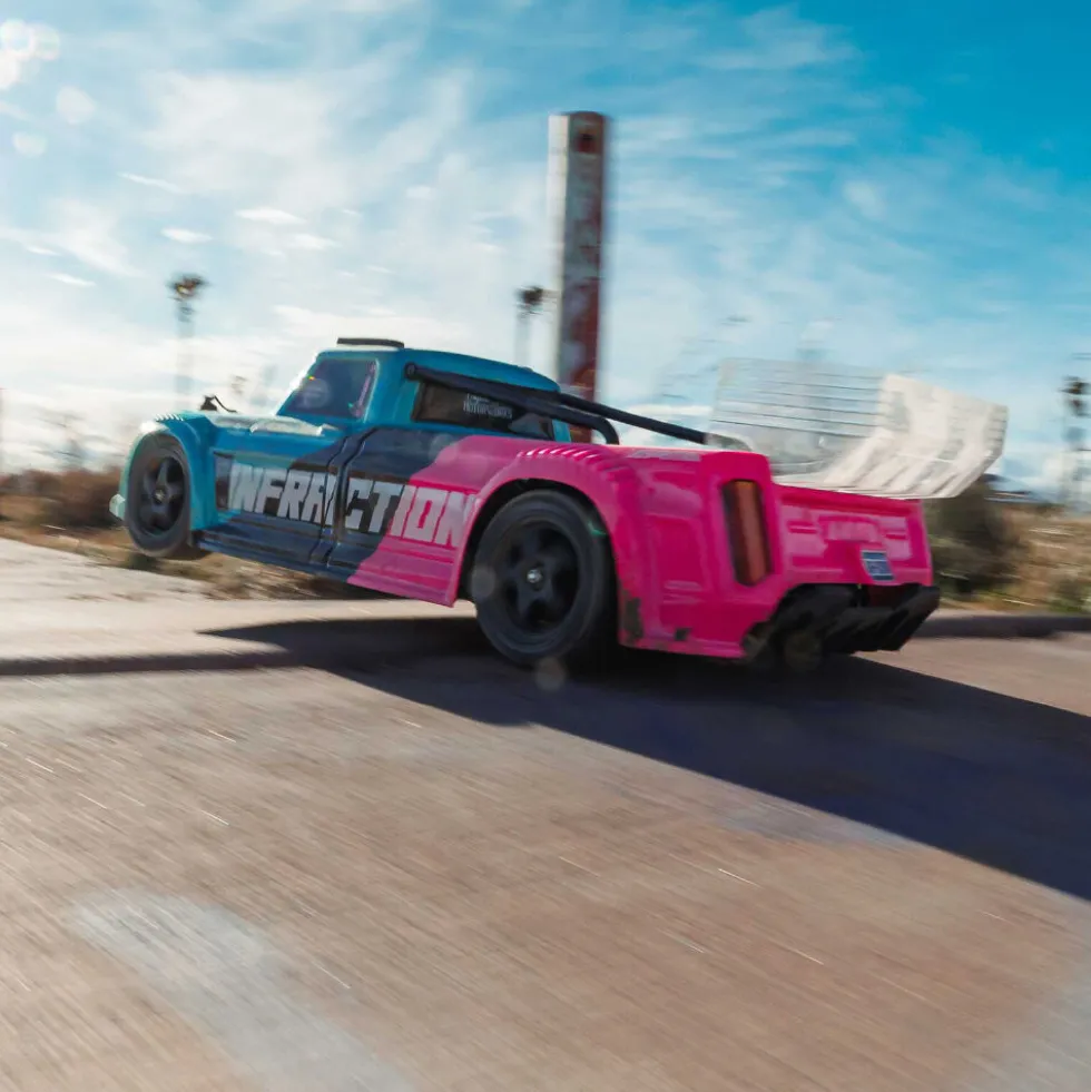 Arrma Infraction 223S DSC 4X4 RTR Brushless All-Road Street Bash Truck 1:8 Teal/Pink