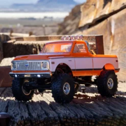 Axial Chevrolet C10 1967 SCX24 1:24 4WD-RTR Orange