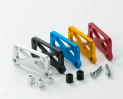 Pinebeach Front Hinge Pin Brace für Tamiya DT-02