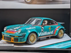 Tamiya 47524 Porsche 934 turbo Vaillant-Kremer 50th Anniv. Bausatz