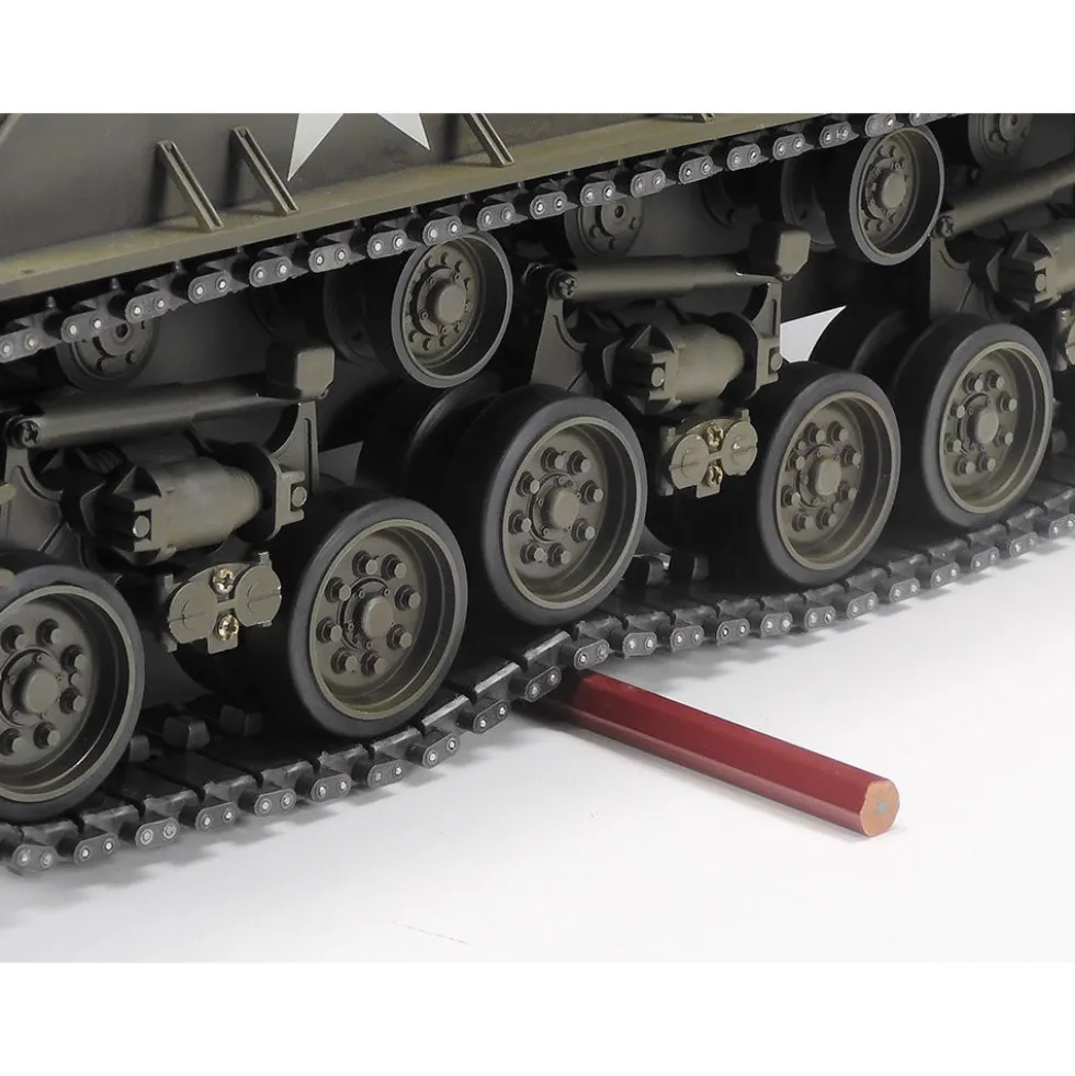 Tamiya 56048 US M4 Sherman 105mm 1:16